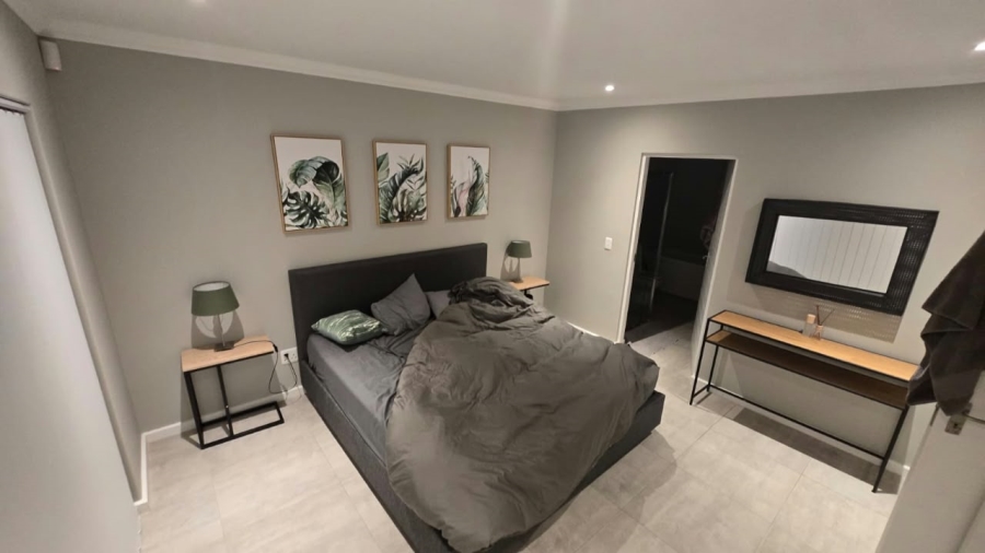 3 Bedroom Property for Sale in Pienaarstrand Western Cape